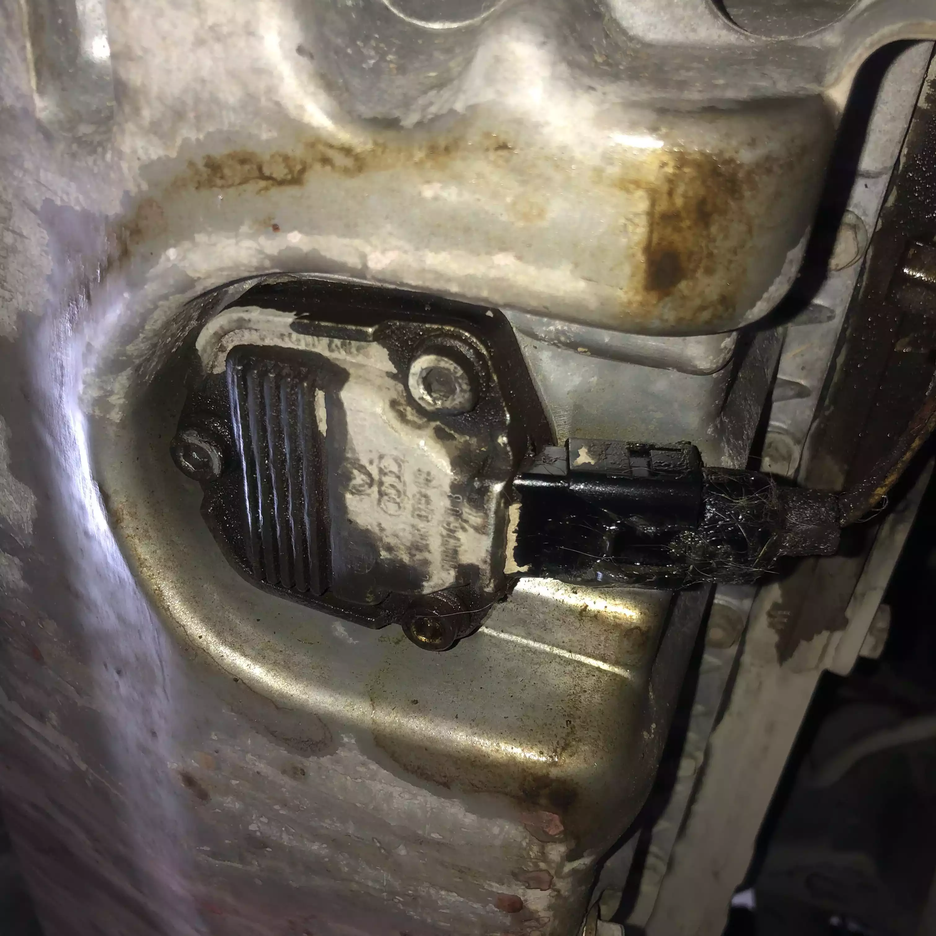 Faulty G266 sensor before removal.
