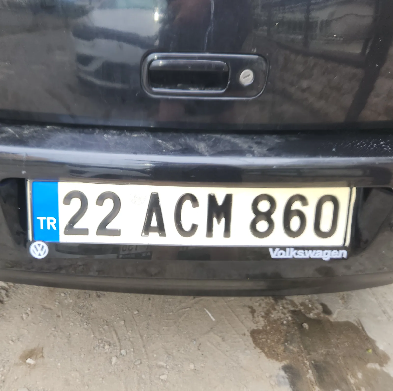 Golf 4 exterior improvements and electrical checks