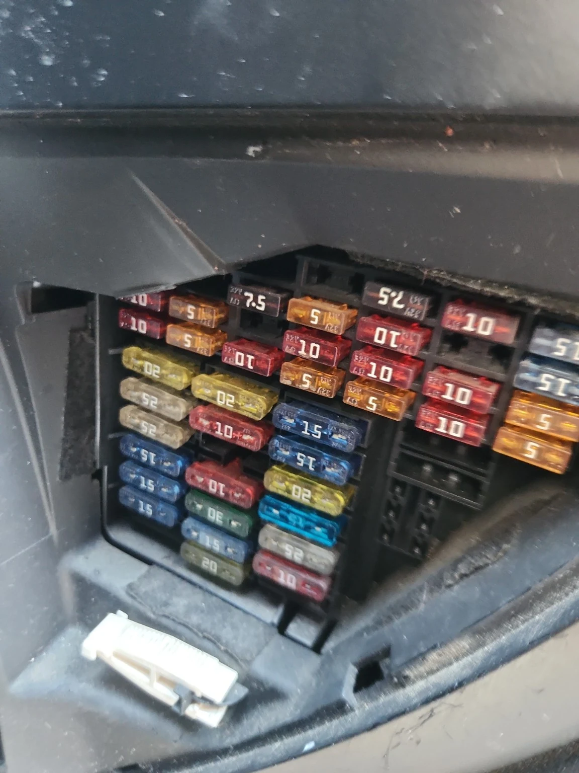 Fuse box inspection during the electrical fault diagnosis.